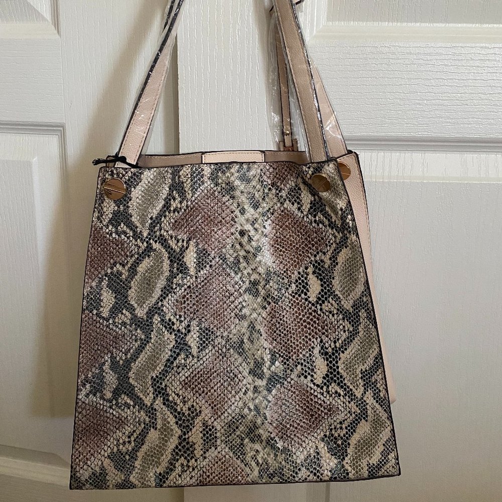 Urban originals brand new snake shoulder bag. Multicolored.